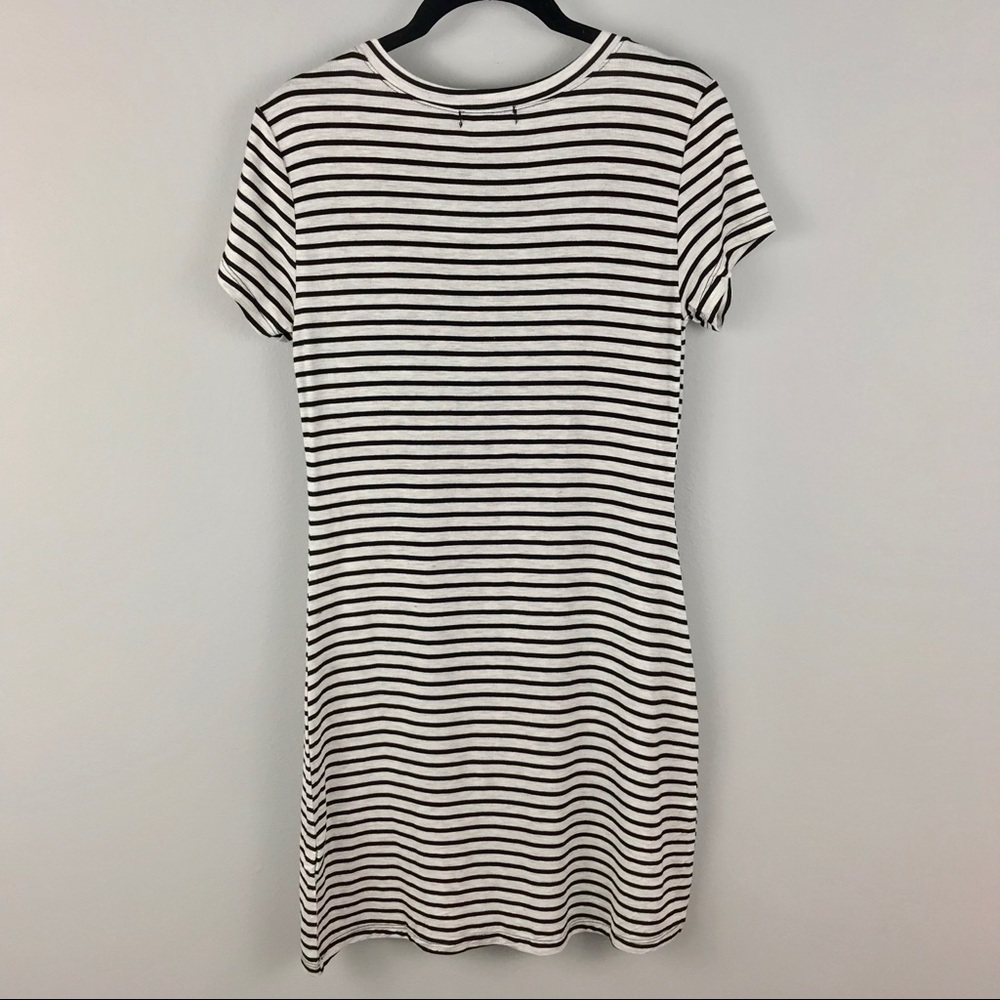 Body Con Striped Dress Short Sleeve Fitted Black - Picture 4 of 4